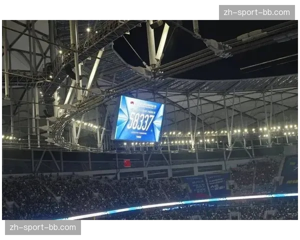 英博爆冷击败卫冕冠军 阿奇姆彭速度优势依然明显